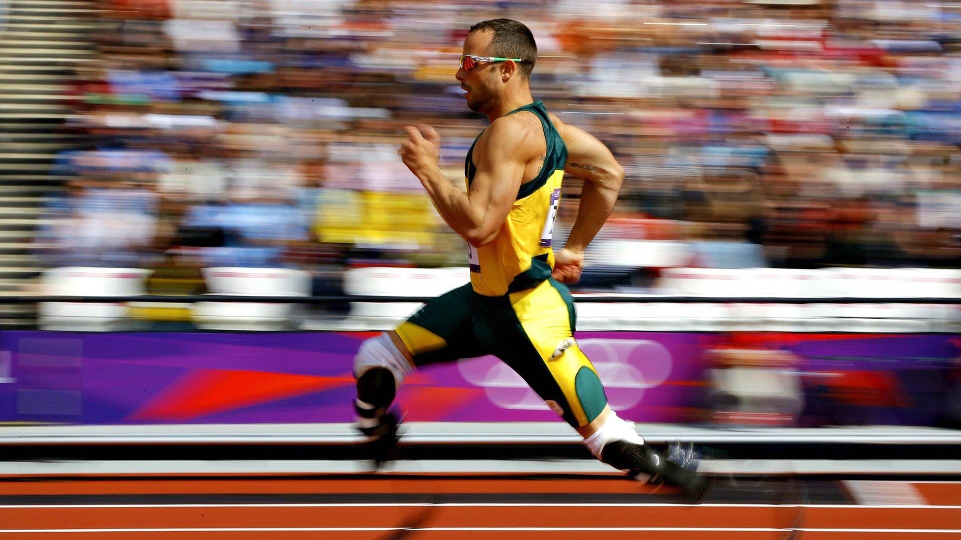 传奇谢幕，足球巨星李明退役仪式感动全场